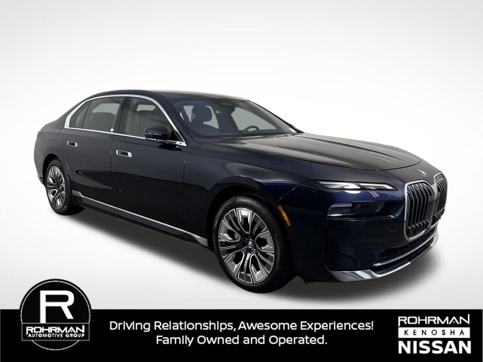 Used 2023 BMW i7 xDrive60 AWD/4WD image 2