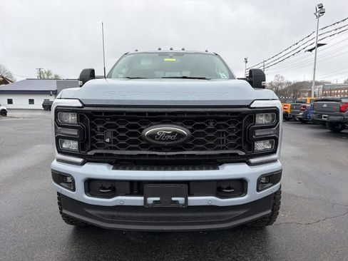 New 2026 Ford F250 Lariat w/ Black Appearance Package image 2