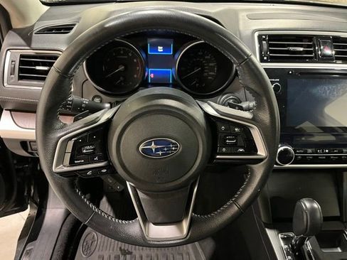 Used 2018 Subaru Outback 2.5i Limited AWD/4WD image 25