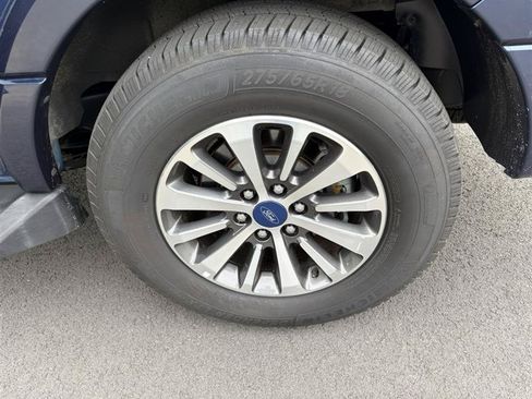 Used 2017 Ford Expedition XLT AWD/4WD image 9