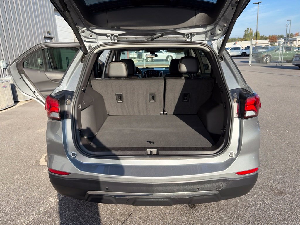 Used 2024 Chevrolet Equinox Premier FWD image 28