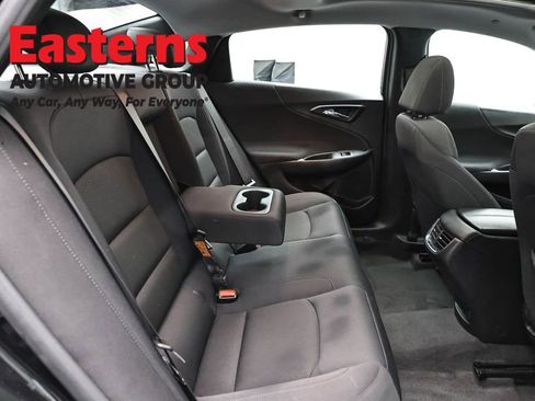 Used 2024 Chevrolet Malibu LT FWD image 25