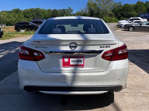 Used 2016 Nissan Altima 3.5 SR image 5