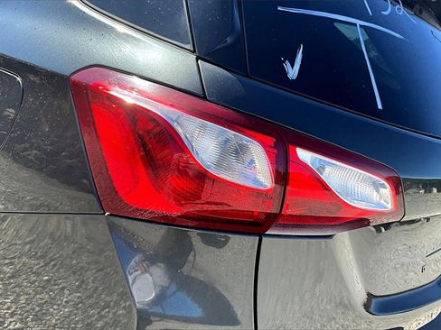 Used 2020 Chevrolet Equinox LS w/ LPO, Cargo Package image 25