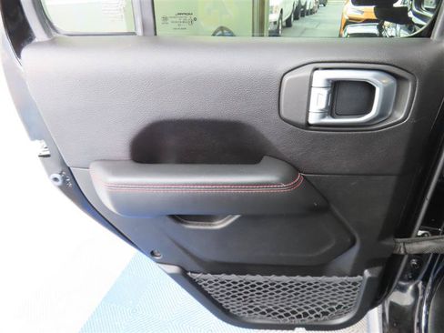 Used 2020 Jeep Gladiator Rubicon AWD/4WD image 25