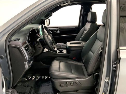 Used 2023 Chevrolet Tahoe LT w/ LT Signature Package RWD image 18