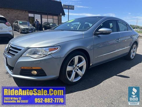 Used 2009 Volkswagen Passat VR6 AWD/4WD image 1