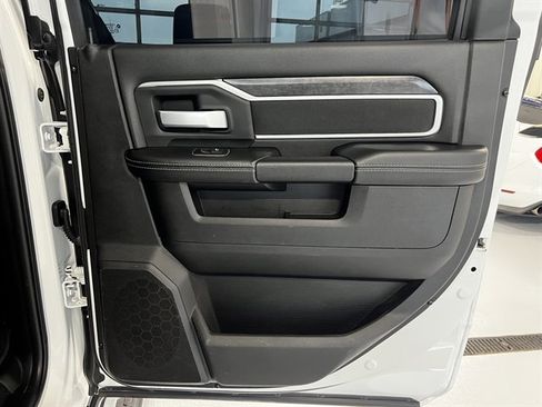 Used 2024 RAM 2500 Big Horn w/ Off Road Package image 19