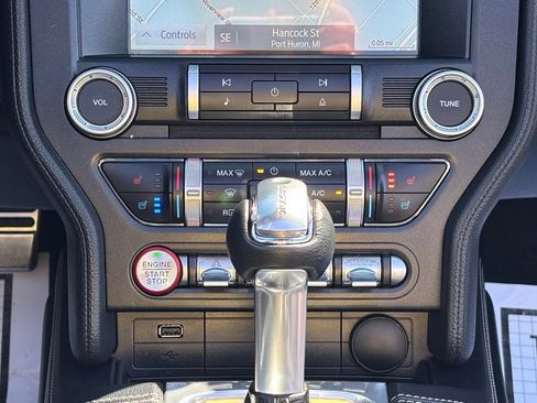 Used 2019 Ford Mustang GT Premium w/ GT Performance Package RWD image 21