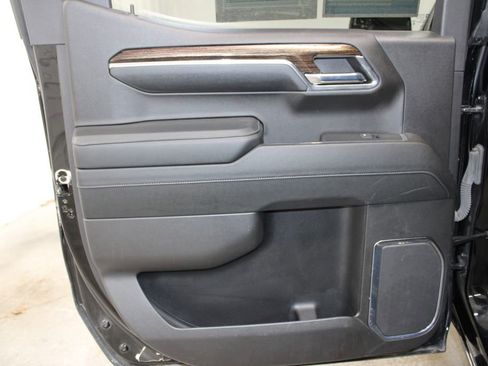 Used 2024 GMC Sierra 1500 SLE image 23