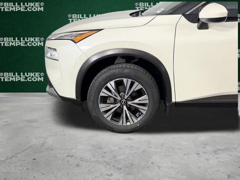 Used 2023 Nissan Rogue SV image 13