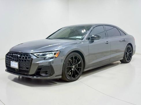 Used 2023 Audi S8 AWD/4WD image 7