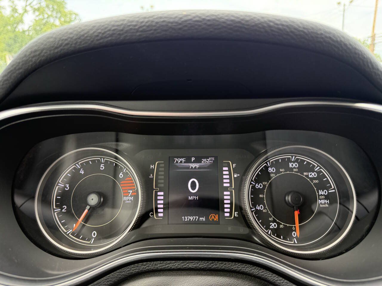 Used 2019 Jeep Cherokee Latitude w/ Popular Appearance Group FWD image 16