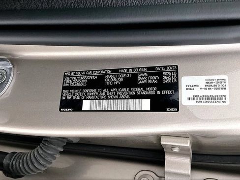 Used 2023 Volvo XC40 B5 Plus w/ Protection Package Premier AWD/4WD image 44