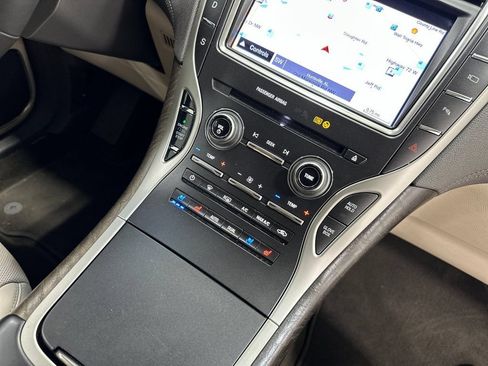 Used 2019 Lincoln Nautilus Reserve AWD/4WD image 21