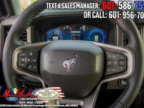 New 2026 Ford Bronco Badlands image 11