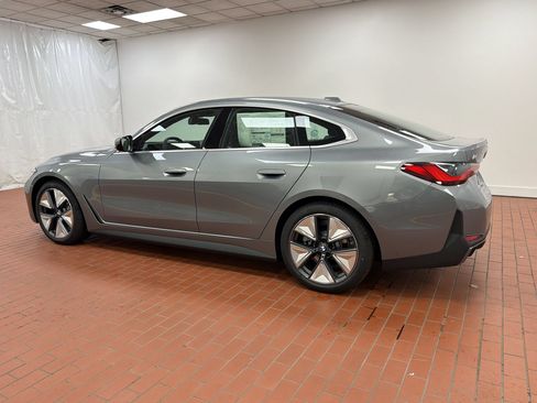 Used 2026 BMW i4 xDrive40i w/ Premium Package AWD/4WD image 3