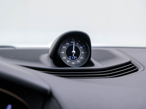 Used 2021 Porsche Taycan Turbo S image 22