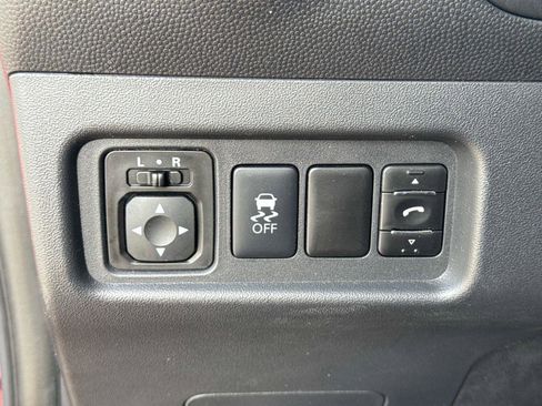 Used 2017 Mitsubishi Mirage ES image 24