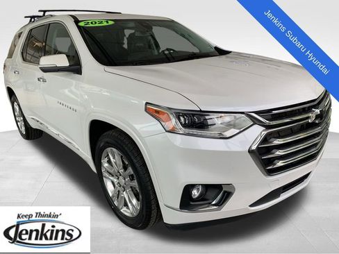 Used 2021 Chevrolet Traverse High Country w/ LPO, Floor Liner Package AWD/4WD image 1