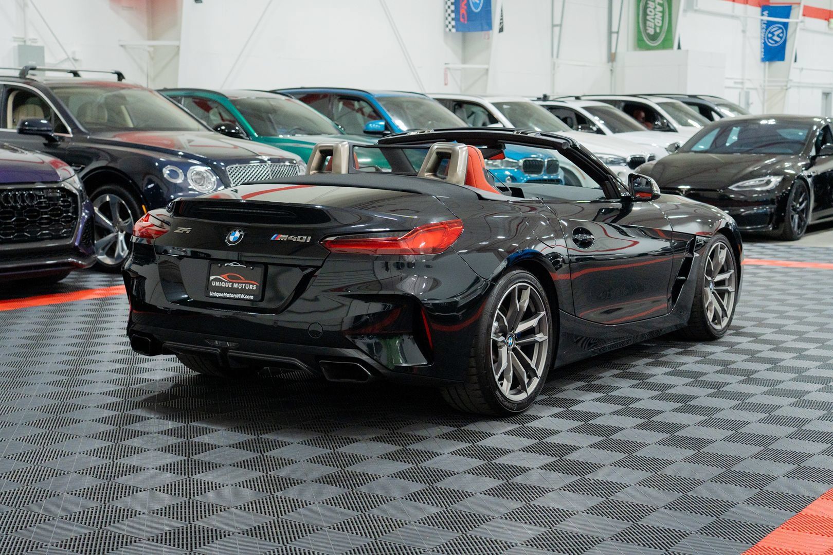 Used 2020 BMW Z4 M40i w/ Executive Package RWD image 8