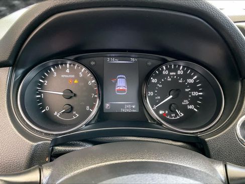 Used 2017 Nissan Rogue Sport SV w/ SV Premium Package AWD/4WD image 25