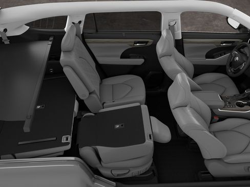 New 2026 Toyota Highlander Platinum AWD/4WD image 22