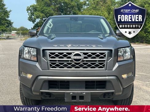 Used 2022 Nissan Frontier SV AWD/4WD image 9