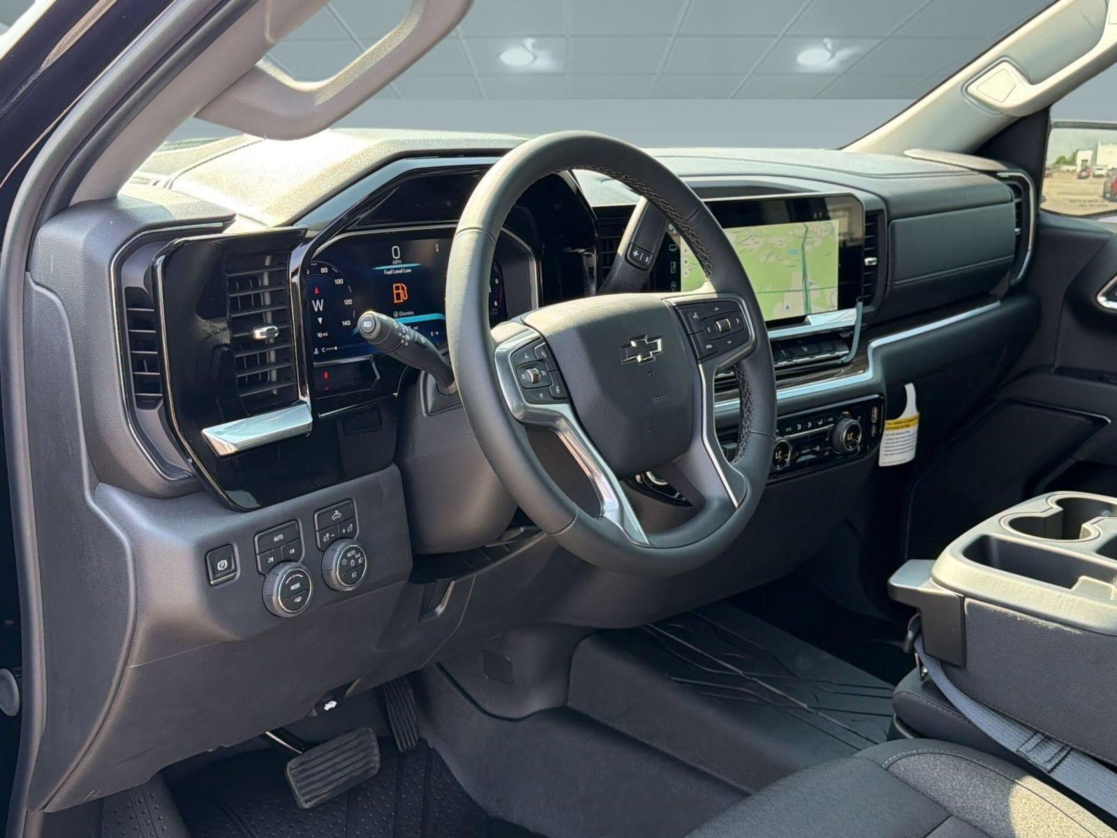 New 2026 Chevrolet Silverado 1500 RST w/ Protection Package AWD/4WD image 4