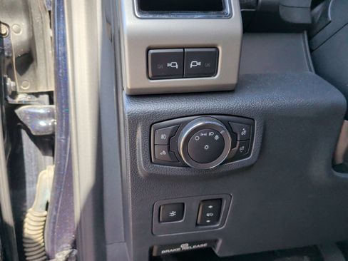 Used 2022 Ford F250 Lariat w/ Tremor Off-Road Package AWD/4WD image 24
