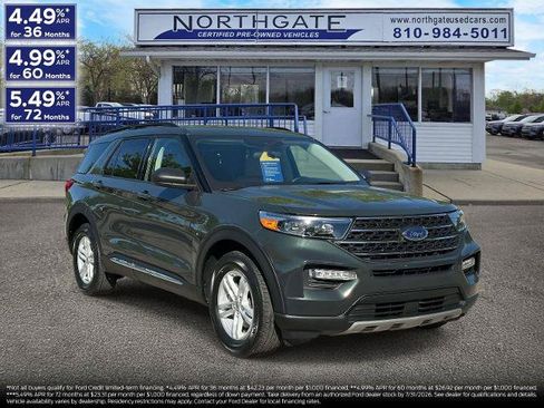 Certified 2024 Ford Explorer XLT w/ Equipment Group 202A AWD/4WD image 1