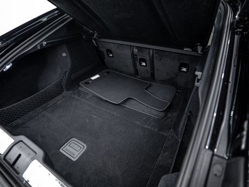 Certified 2024 Porsche Panamera 4 image 25