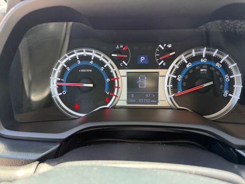 Used 2015 Toyota 4Runner SR5 Premium AWD/4WD image 10