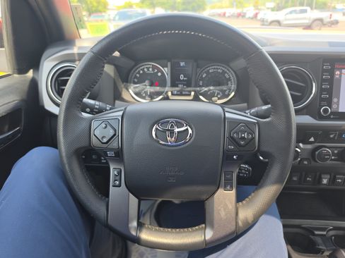 Used 2023 Toyota Tacoma TRD Pro AWD/4WD image 19