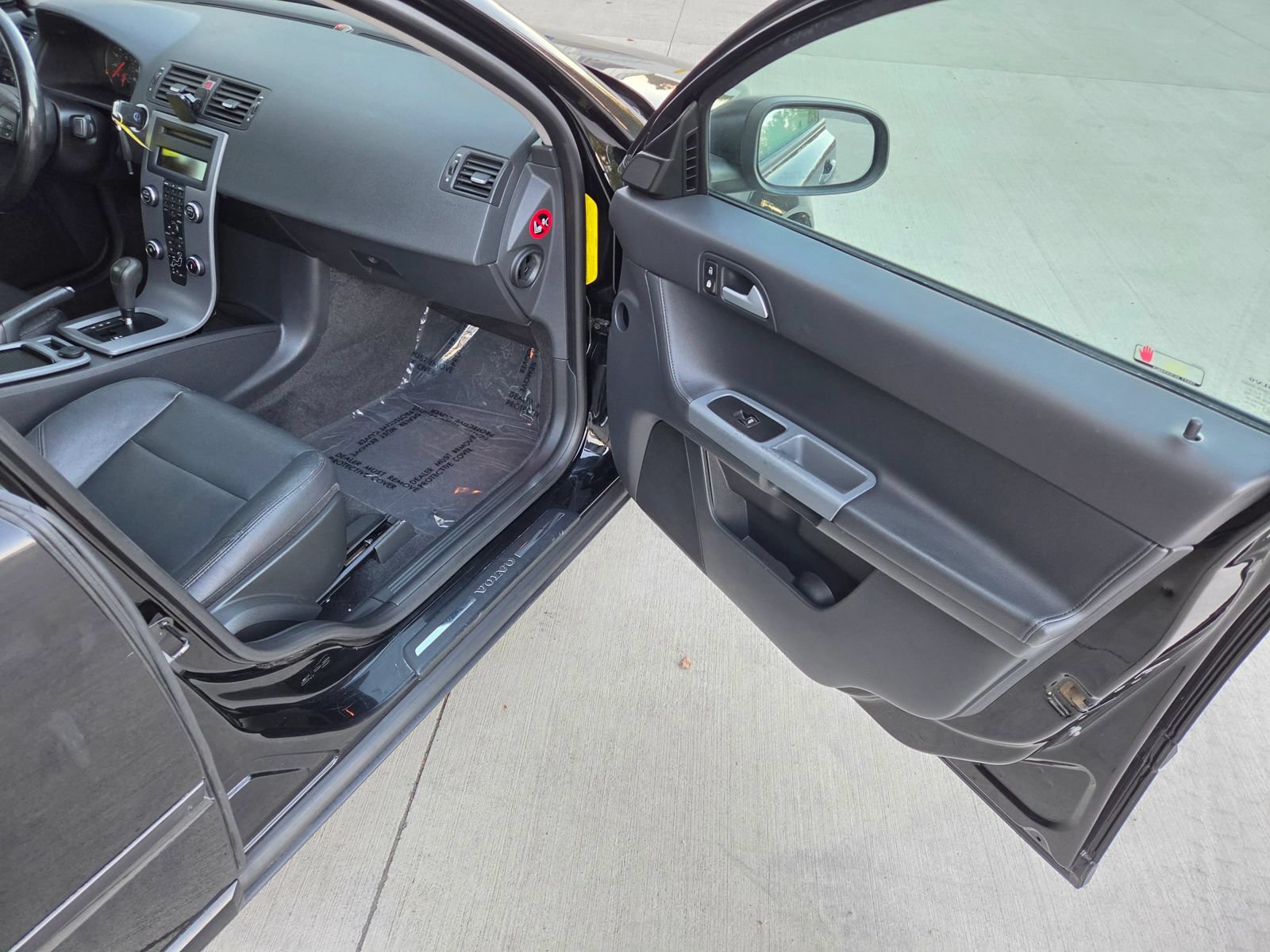 Used 2008 Volvo S40 2.4i FWD image 18