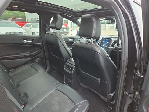 Used 2024 Ford Edge ST-Line AWD/4WD image 16