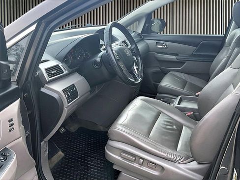 Used 2014 Honda Odyssey Touring Elite image 14