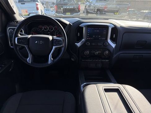 Used 2021 Chevrolet Silverado 1500 RST w/ Z71 Off-Road Package AWD/4WD image 12