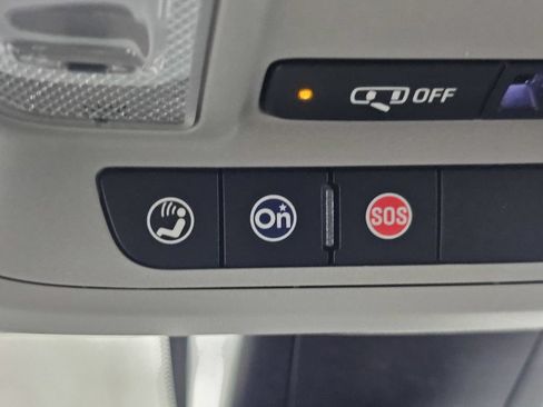 Used 2026 Chevrolet Blazer LT FWD image 22