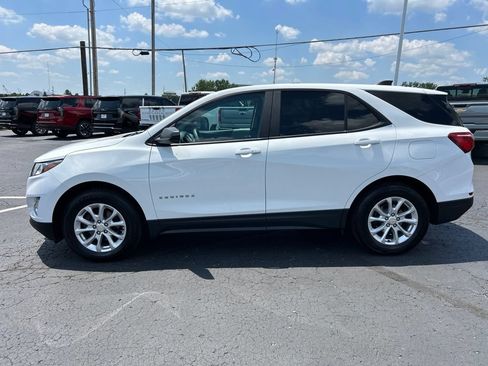 Used 2020 Chevrolet Equinox LS w/ LS Convenience Package AWD/4WD image 8
