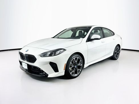 Used 2025 BMW 228i xDrive AWD/4WD image 3