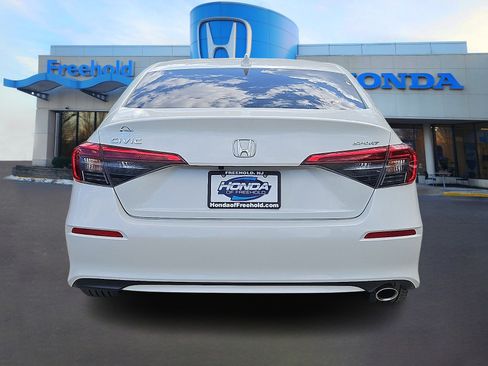 Certified 2024 Honda Civic Sport image 6