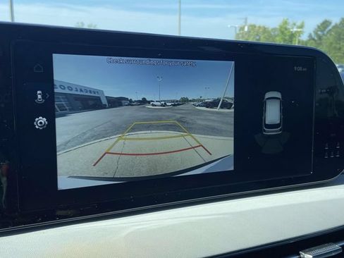Used 2024 Hyundai Palisade SEL FWD image 19