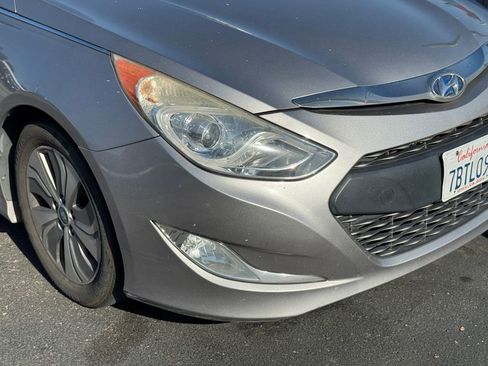 Used 2013 Hyundai Sonata Limited w/ Panoramic Sunroof Pkg FWD image 13