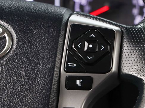 Used 2024 Toyota 4Runner SR5 Premium image 15