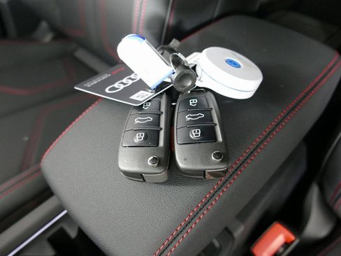 New 2025 Audi Q3 2.0T Premium Plus image 13