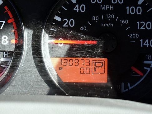 Used 2017 Nissan Frontier SV w/ SV Value Truck Package image 39