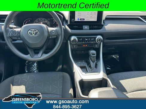 Used 2025 Toyota RAV4 XLE FWD image 4