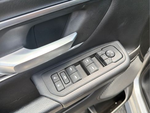 Used 2025 RAM 1500 Big Horn RWD image 23