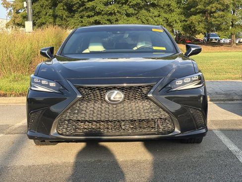 Used 2023 Lexus ES 300h F Sport w/ Accessory Package (Z2) FWD image 2